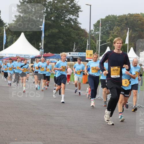 13.09.2026 - Kiel Lauf Andreas Tolksdorf http://msf.ph/oto/10294046 13.09.2026 09:25:51 Kiellinie 8476, 6299, 40 meine-sportfotos.de