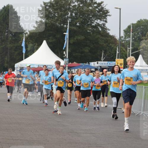13.09.2026 - Kiel Lauf Andreas Tolksdorf http://msf.ph/oto/10294057 13.09.2026 09:25:53 Kiellinie 36, 5857, 699, 10009, 9091, 9986, 10445, 8476 meine-sportfotos.de