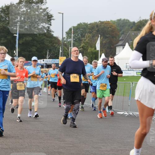 13.09.2026 - Kiel Lauf Andreas Tolksdorf http://msf.ph/oto/10294164 13.09.2026 09:26:14 Kiellinie 10460, 1213, 11, 6913, 1402, 12069, 6994, 5559 meine-sportfotos.de