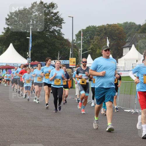 13.09.2026 - Kiel Lauf Andreas Tolksdorf http://msf.ph/oto/10294223 13.09.2026 09:26:23 Kiellinie 288, 8066, 1503, 9760, 2914, 39, 255 meine-sportfotos.de