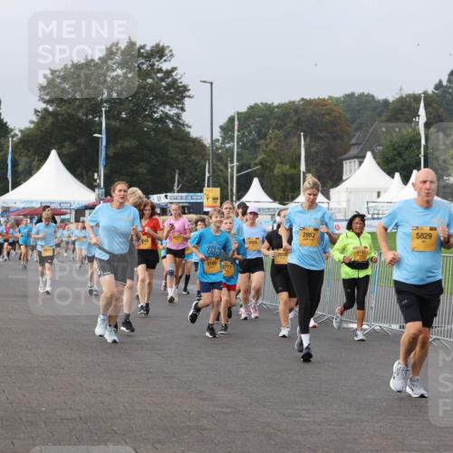 13.09.2026 - Kiel Lauf Andreas Tolksdorf http://msf.ph/oto/10294488 13.09.2026 09:27:08 Kiellinie 6, 8189, 3717, 2852, 9385, 3192, 5829 meine-sportfotos.de