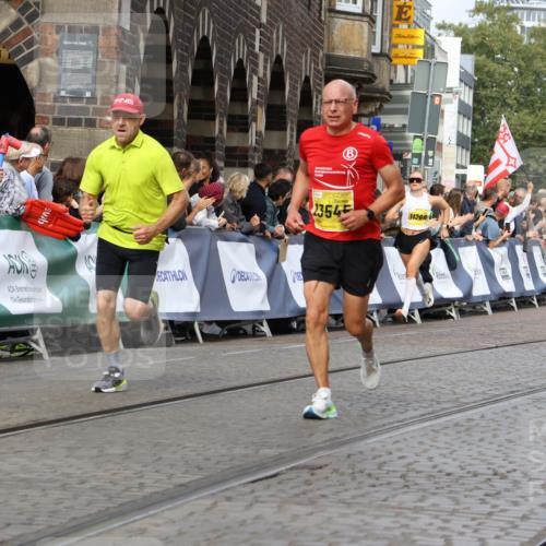 13.09.2026 - 21. swb-Marathon Bremen Strokosch-Dieckow http://msf.ph/oto/10294500 13.09.2026 10:47:28 Ziel 10319, 10744, 11060, 11187, 11212, 11344, 11462, 11608, 11650, 11651, 11814, 12048, 12298, 12415, 12470, 13589, 13613, 10210, 10223, 10270, 10393, 10594, 10860, 10873, 11130, 11469, 11646, 11809, 11894, 12077, 12296, 12318, 12547, 13521 meine-sportfotos.de