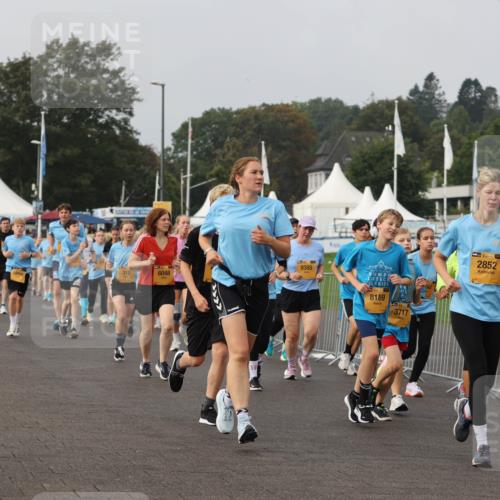 13.09.2026 - Kiel Lauf Andreas Tolksdorf http://msf.ph/oto/10294501 13.09.2026 09:27:10 Kiellinie 312, 6048, 10408, 9385, 8189, 3717, 38, 2852 meine-sportfotos.de