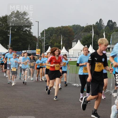 13.09.2026 - Kiel Lauf Andreas Tolksdorf http://msf.ph/oto/10294510 13.09.2026 09:27:12 Kiellinie 10498, 6048, 4, 623, 2587 meine-sportfotos.de