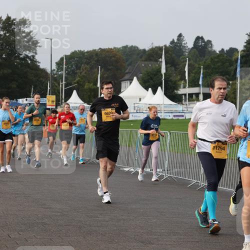 13.09.2026 - Kiel Lauf Andreas Tolksdorf http://msf.ph/oto/10294556 13.09.2026 09:27:19 Kiellinie 7494, 8126, 9841, 12161, 6639, 4118, 11294, 11, 382, 8854 meine-sportfotos.de
