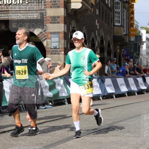 13.09.2026 - 21. swb-Marathon Bremen Strokosch-Dieckow http://msf.ph/oto/10294590 13.09.2026 11:20:47 Ziel 10161, 11296, 11541, 11980, 12285, 12374, 10407, 12542 meine-sportfotos.de