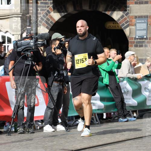 13.09.2026 - 21. swb-Marathon Bremen Strokosch-Dieckow http://msf.ph/oto/10294617 13.09.2026 11:20:50 Ziel 10161, 11296, 11529, 11530, 11541, 11675, 11980, 12285, 12316, 12317, 10407, 12542 meine-sportfotos.de