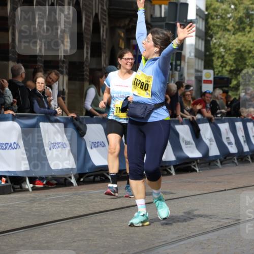 13.09.2026 - 21. swb-Marathon Bremen Strokosch-Dieckow http://msf.ph/oto/10294687 13.09.2026 11:21:27 Ziel 11104, 11821 meine-sportfotos.de
