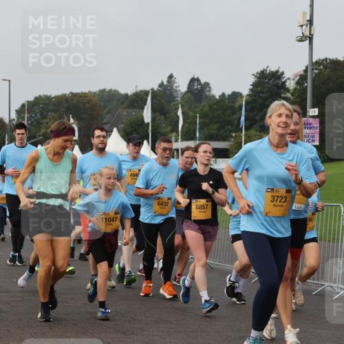 13.09.2026 - Kiel Lauf Andreas Tolksdorf http://msf.ph/oto/10294748 13.09.2026 09:27:55 Kiellinie 16, 4, 39, 2870, 9694, 33, 4940, 39, 11047, 39, 6432, 38, 6857, 39, 3723, 550, 2, 38 meine-sportfotos.de