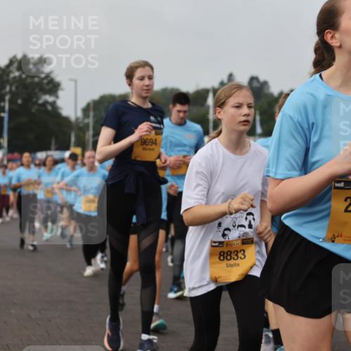 13.09.2026 - Kiel Lauf Andreas Tolksdorf http://msf.ph/oto/10294767 13.09.2026 09:27:57 Kiellinie 9694, 4, 38, 2870, 38, 8833 meine-sportfotos.de