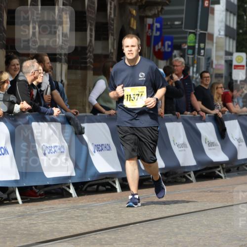 13.09.2026 - 21. swb-Marathon Bremen Strokosch-Dieckow http://msf.ph/oto/10295177 13.09.2026 11:22:49 Ziel 10710, 10968, 11423, 11579, 12444, 12083 meine-sportfotos.de