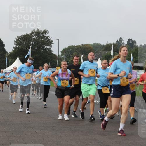 13.09.2026 - Kiel Lauf Andreas Tolksdorf http://msf.ph/oto/10295182 13.09.2026 09:28:44 Kiellinie 6, 7111, 896, 5937, 12167, 943, 11421, 2399, 11130, 3785, 7541, 7194 meine-sportfotos.de