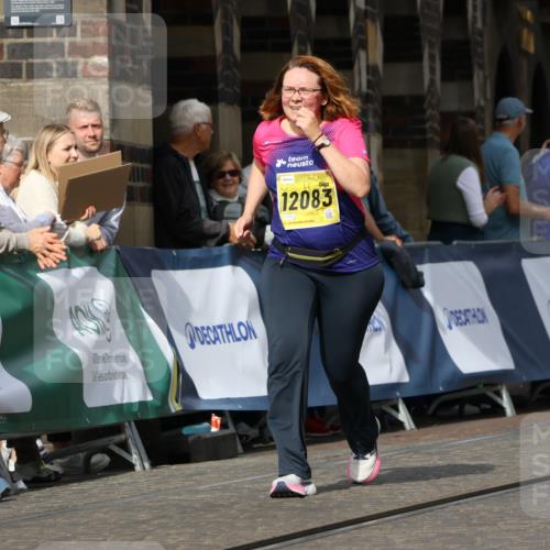 13.09.2026 - 21. swb-Marathon Bremen Strokosch-Dieckow http://msf.ph/oto/10295198 13.09.2026 11:23:03 Ziel 11574, 10349, 10754, 10925 meine-sportfotos.de