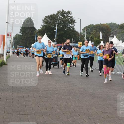 13.09.2026 - Kiel Lauf Andreas Tolksdorf http://msf.ph/oto/10295314 13.09.2026 09:29:02 Kiellinie 6, 2366, 6658, 11973, 2007, 2110, 571 meine-sportfotos.de