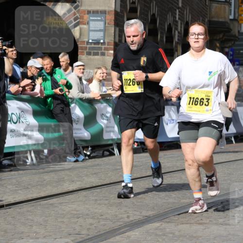 13.09.2026 - 21. swb-Marathon Bremen Strokosch-Dieckow http://msf.ph/oto/10295372 13.09.2026 11:23:36 Ziel 10349, 10754, 10925, 12340, 10292 meine-sportfotos.de