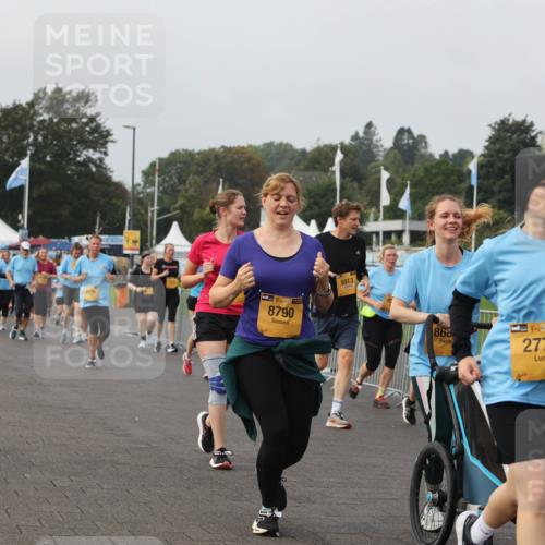 13.09.2026 - Kiel Lauf Andreas Tolksdorf http://msf.ph/oto/10295376 13.09.2026 09:29:10 Kiellinie 8790, 5913, 528, 868, 38, 2779, 2779 meine-sportfotos.de