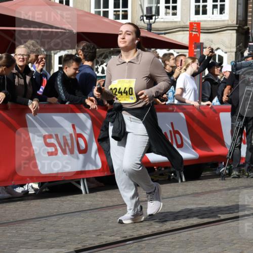 13.09.2026 - 21. swb-Marathon Bremen Strokosch-Dieckow http://msf.ph/oto/10295413 13.09.2026 11:23:42 Ziel 10349, 10754, 10925, 11266, 11663, 12340, 10292, 10970 meine-sportfotos.de