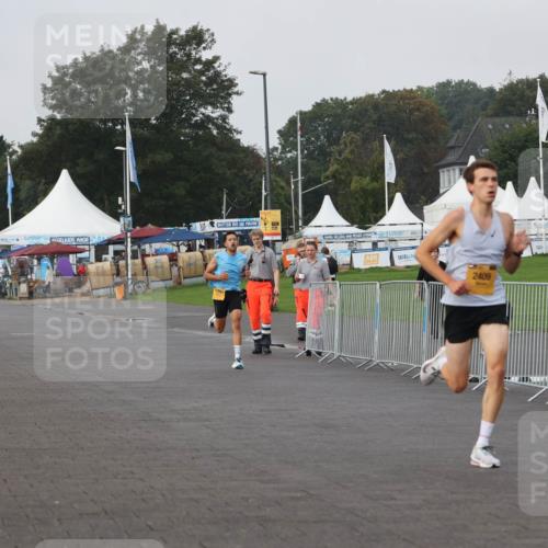 13.09.2026 - Kiel Lauf Andreas Tolksdorf http://msf.ph/oto/10295446 13.09.2026 09:20:39 Kiellinie 2409 meine-sportfotos.de