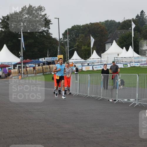13.09.2026 - Kiel Lauf Andreas Tolksdorf http://msf.ph/oto/10295454 13.09.2026 09:20:40 Kiellinie 2409 meine-sportfotos.de