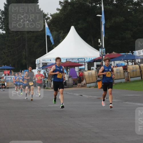 13.09.2026 - Kiel Lauf Andreas Tolksdorf http://msf.ph/oto/10295532 13.09.2026 09:21:07 Kiellinie 36, 160, 41, 44, 33 meine-sportfotos.de