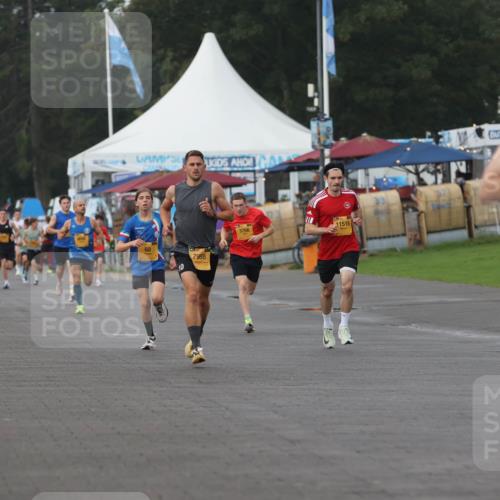 13.09.2026 - Kiel Lauf Andreas Tolksdorf http://msf.ph/oto/10295541 13.09.2026 09:21:12 Kiellinie 8092, 60, 7958, 3766, 11516 meine-sportfotos.de