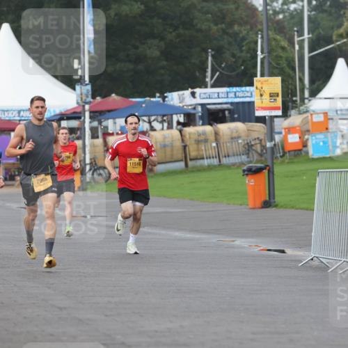 13.09.2026 - Kiel Lauf Andreas Tolksdorf http://msf.ph/oto/10295547 13.09.2026 09:21:13 Kiellinie 7958, 766, 11516 meine-sportfotos.de