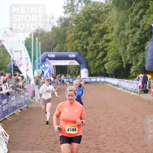 13.09.2026 - Airport Race Dennis Weichert http://msf.ph/oto/10295553 13.09.2026 10:32:49 Ziel 4166, 5019, 5223, 5225, 5324 meine-sportfotos.de