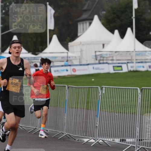 13.09.2026 - Kiel Lauf Andreas Tolksdorf http://msf.ph/oto/10295597 13.09.2026 09:21:28 Kiellinie 6682, 7305 meine-sportfotos.de