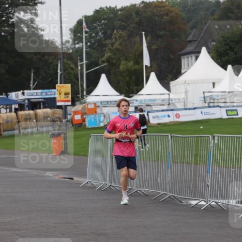 13.09.2026 - Kiel Lauf Andreas Tolksdorf http://msf.ph/oto/10295731 13.09.2026 09:22:02 Kiellinie 310 meine-sportfotos.de