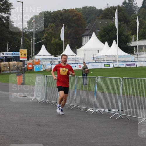 13.09.2026 - Kiel Lauf Andreas Tolksdorf http://msf.ph/oto/10295802 13.09.2026 09:22:35 Kiellinie 3866 meine-sportfotos.de