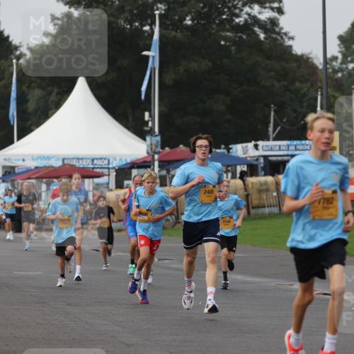 13.09.2026 - Kiel Lauf Andreas Tolksdorf http://msf.ph/oto/10295826 13.09.2026 09:22:39 Kiellinie 12726, 8658, 10778, 1900, 2408, 7546, 7782 meine-sportfotos.de