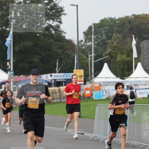 13.09.2026 - Kiel Lauf Andreas Tolksdorf http://msf.ph/oto/10295884 13.09.2026 09:22:48 Kiellinie 3174, 8702, 9696, 2430, 5242 meine-sportfotos.de