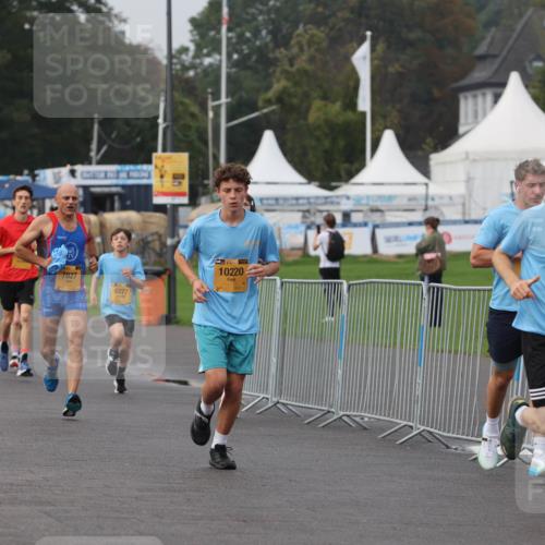 13.09.2026 - Kiel Lauf Andreas Tolksdorf http://msf.ph/oto/10295928 13.09.2026 09:23:01 Kiellinie 10444, 7827, 6277, 39, 10220, 2455 meine-sportfotos.de