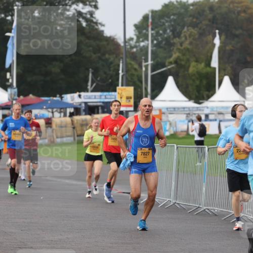 13.09.2026 - Kiel Lauf Andreas Tolksdorf http://msf.ph/oto/10295939 13.09.2026 09:23:02 Kiellinie 10444, 5930, 7855, 39, 7827, 22, 10220 meine-sportfotos.de