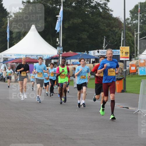 13.09.2026 - Kiel Lauf Andreas Tolksdorf http://msf.ph/oto/10295955 13.09.2026 09:23:05 Kiellinie 10444, 2, 1487, 2854, 4043, 9444, 7459, 5930 meine-sportfotos.de