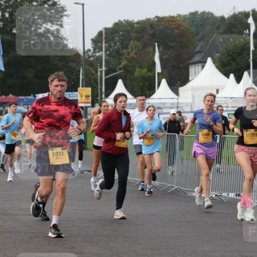 13.09.2026 - Kiel Lauf Andreas Tolksdorf http://msf.ph/oto/10296082 13.09.2026 09:23:34 Kiellinie 2480, 5837, 11410, 3344, 11351 meine-sportfotos.de