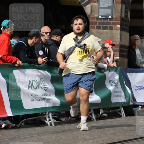 13.09.2026 - 21. swb-Marathon Bremen Strokosch-Dieckow http://msf.ph/oto/10296121 13.09.2026 11:28:28 Ziel  meine-sportfotos.de