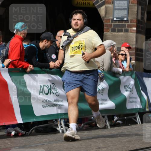 13.09.2026 - 21. swb-Marathon Bremen Strokosch-Dieckow http://msf.ph/oto/10296149 13.09.2026 11:28:29 Ziel  meine-sportfotos.de