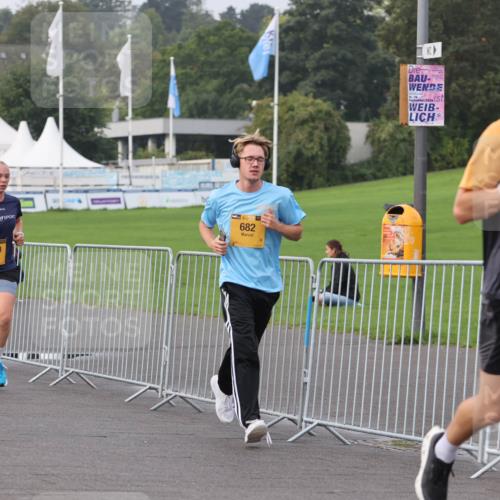 13.09.2026 - Kiel Lauf Andreas Tolksdorf http://msf.ph/oto/10296151 13.09.2026 09:23:51 Kiellinie 9110, 4090, 39, 682, 2026, 20 meine-sportfotos.de
