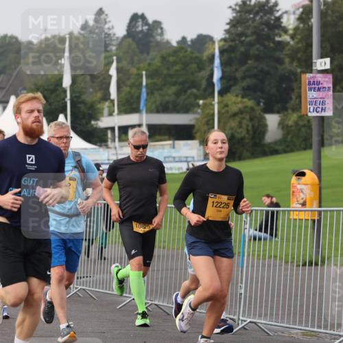 13.09.2026 - Kiel Lauf Andreas Tolksdorf http://msf.ph/oto/10296245 13.09.2026 09:24:05 Kiellinie 10825, 38, 12225 meine-sportfotos.de