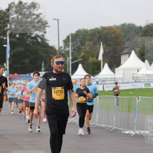 13.09.2026 - Kiel Lauf Andreas Tolksdorf http://msf.ph/oto/10296294 13.09.2026 09:24:15 Kiellinie 7216, 8482, 38, 12723 meine-sportfotos.de