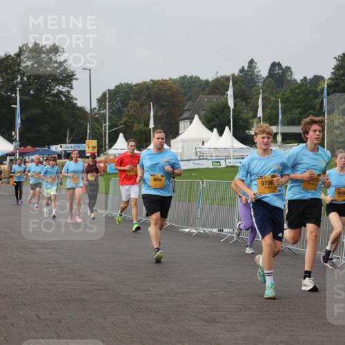 13.09.2026 - Kiel Lauf Andreas Tolksdorf http://msf.ph/oto/10296333 13.09.2026 09:24:26 Kiellinie 11793, 3694, 974, 9706, 9519, 9608 meine-sportfotos.de