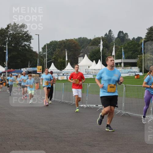 13.09.2026 - Kiel Lauf Andreas Tolksdorf http://msf.ph/oto/10296343 13.09.2026 09:24:27 Kiellinie 11645, 11795, 3694, 10 meine-sportfotos.de