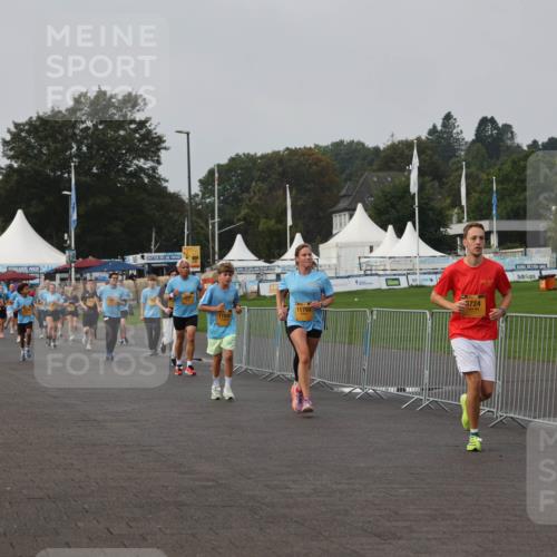 13.09.2026 - Kiel Lauf Andreas Tolksdorf http://msf.ph/oto/10296356 13.09.2026 09:24:29 Kiellinie 11645, 11793, 3724 meine-sportfotos.de