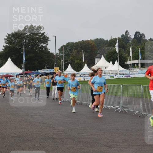 13.09.2026 - Kiel Lauf Andreas Tolksdorf http://msf.ph/oto/10296358 13.09.2026 09:24:30 Kiellinie 11645, 11793, 3724 meine-sportfotos.de