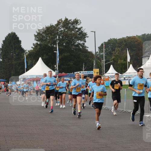 13.09.2026 - Kiel Lauf Andreas Tolksdorf http://msf.ph/oto/10296406 13.09.2026 09:24:36 Kiellinie 36, 6075, 4137, 2955, 7099 meine-sportfotos.de