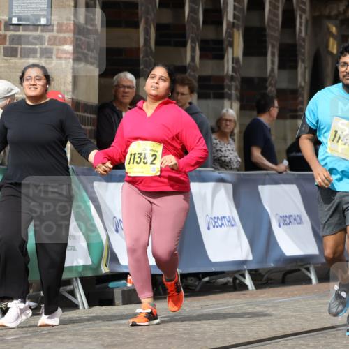 13.09.2026 - 21. swb-Marathon Bremen Strokosch-Dieckow http://msf.ph/oto/10296416 13.09.2026 11:29:13 Ziel 10387 meine-sportfotos.de