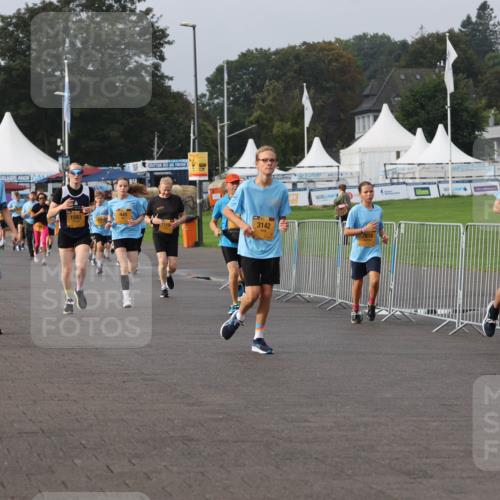 13.09.2026 - Kiel Lauf Andreas Tolksdorf http://msf.ph/oto/10296526 13.09.2026 09:25:00 Kiellinie 3972, 445, 1593, 1110, 3142 meine-sportfotos.de