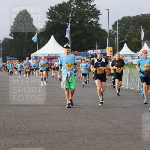 13.09.2026 - Kiel Lauf Andreas Tolksdorf http://msf.ph/oto/10296533 13.09.2026 09:25:01 Kiellinie 6, 3972, 1593, 1110, 8829, 14, 39, 2142 meine-sportfotos.de