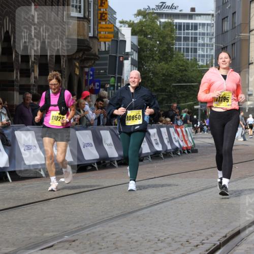 13.09.2026 - 21. swb-Marathon Bremen Strokosch-Dieckow http://msf.ph/oto/10296594 13.09.2026 11:30:37 Ziel 12535 meine-sportfotos.de